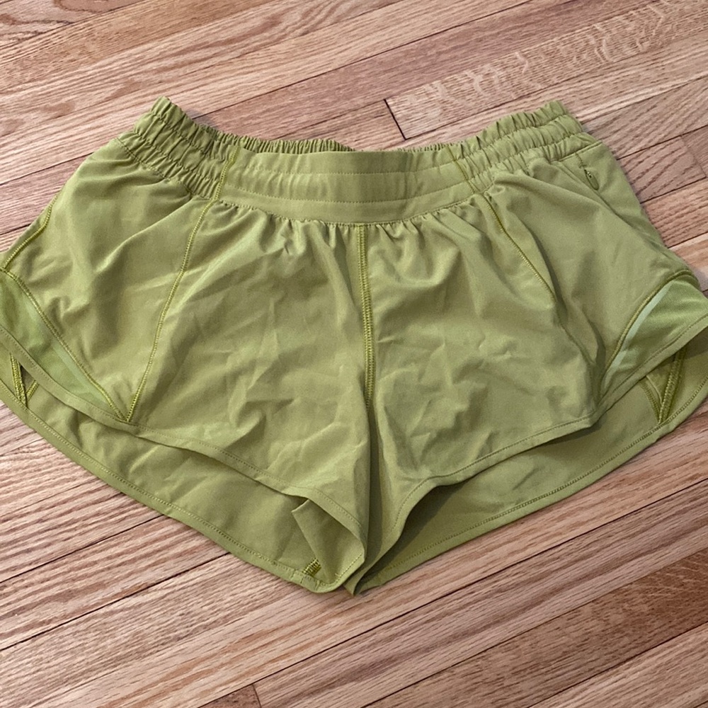 Lululemon Hotty Hot Shorts II